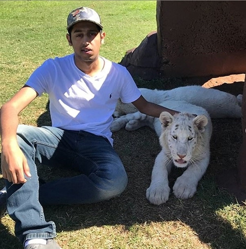 Lời khuyên của "rich kid" ăn bít-tết phủ vàng mà vẫn kêu "mình chẳng bao giờ khoe của" ảnh 5