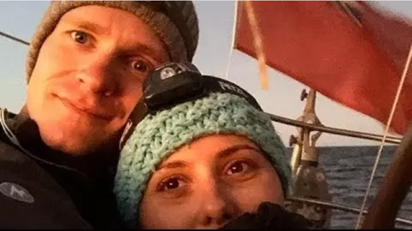 Virus? Virus nào? Cặp đôi không biết gì về đại dịch vì “không muốn nhận tin xấu“ ảnh 1