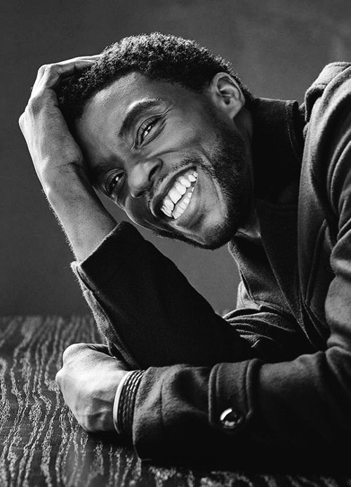 Giấu kín bệnh tình, Chadwick Boseman cũng giữ bí mật việc anh đã kết hôn trước khi qua đời ảnh 3