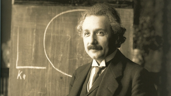 Những bài học rất thú vị từ cuộc đời của Albert Einstein ảnh 1