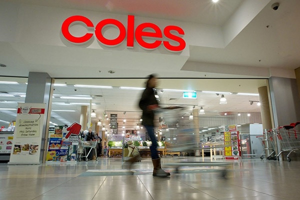 Vật khủng khiếp trong quả dâu mua ở siêu thị, khiến cô bé 6 tuổi vừa ăn đã phải đi cấp cứu ảnh 4