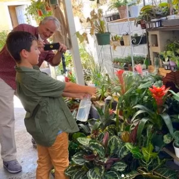 Từ cảnh vô gia cư, cậu bé 8 tuổi này đã kiếm được đủ tiền mua nhà chỉ trong chưa đầy 1 năm ảnh 3