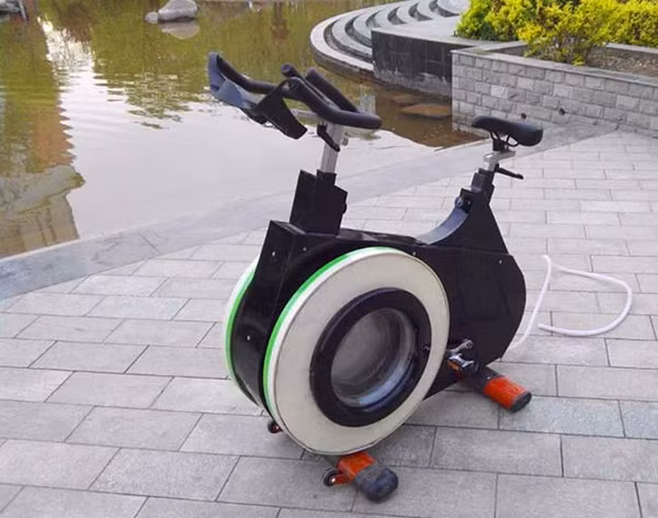 Vừa tập thể dục, vừa làm việc nhà: Chiếc xe đạp kèm máy giặt để bạn “một công đôi việc“ ảnh 3