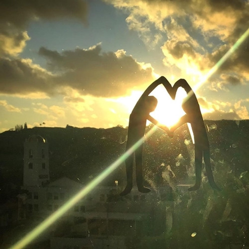 Biến cửa sổ thành tác phẩm nghệ thuật tương tác: Vẻ đẹp của sự sáng tạo ảnh 8