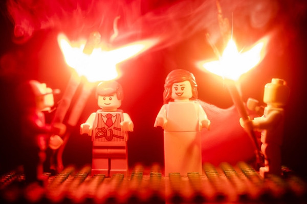 Giải pháp “chống buồn chán”: Tổ chức đám cưới cực yêu cho các nhân vật Lego ảnh 7