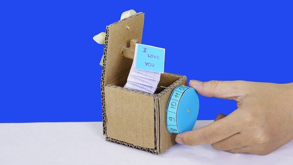 Trắc nghiệm: Điểm đặc biệt nhất của bạn là gì? Hãy tìm hiểu qua cách bạn tặng quà! ảnh 4