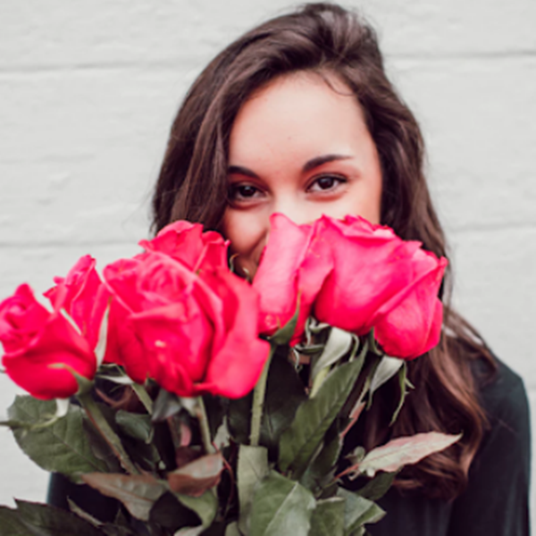 Trắc nghiệm tình yêu: Con đường và hoa hồng nói rất đúng về bạn khi yêu ảnh 3