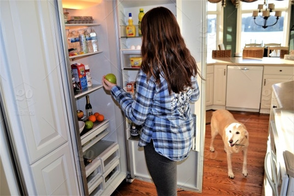 Khám phá bản thân: Những cuốn sách tới cái tủ lạnh trong nhà có thể nói gì về bạn? ảnh 2