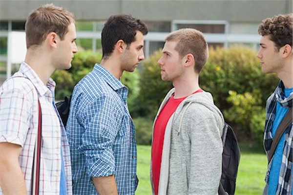 Đôi khi, cứ muốn đúng lại là sai ảnh 2