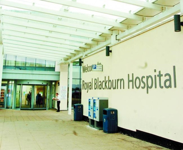 Tin nhắn ngọt ngào cuối cùng gửi cho người yêu, trước khi anh ấy chết vì virus corona ảnh 2