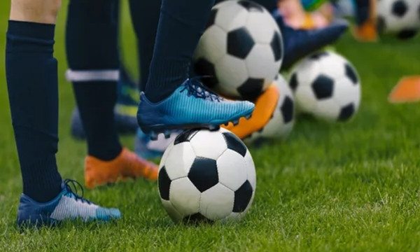 Bị mất camera, gia chủ không ngờ lại chứng kiến hết cuộc sống hằng ngày của tên trộm ảnh 5