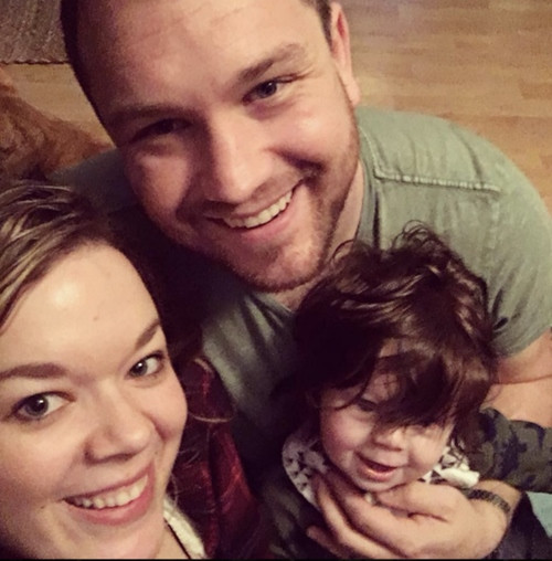 Em bé ngầu nhất năm: Tự chào đời khi mẹ đang ngủ say, đến mẹ cũng không hay biết gì ảnh 1