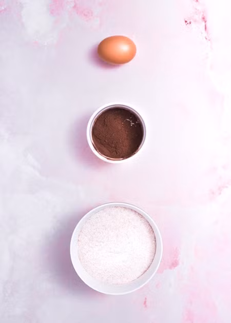 Làm bánh sôcôla trong 2 phút: Công thức làm bánh nhanh hơn cả gọi ship! ảnh 2