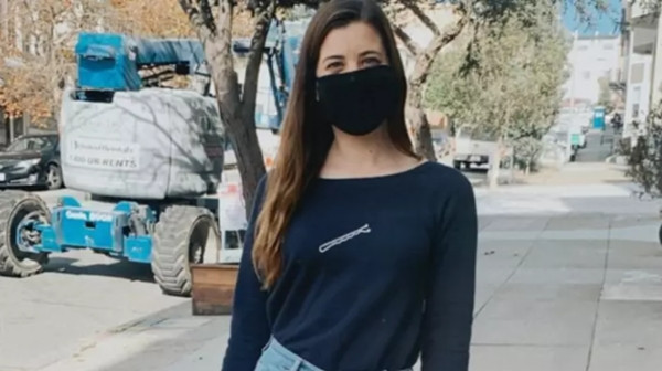 Chỉ từ một chiếc cặp tóc, cô gái đổi chác nhiều lần, cuối cùng đổi được hẳn… một căn nhà ảnh 1