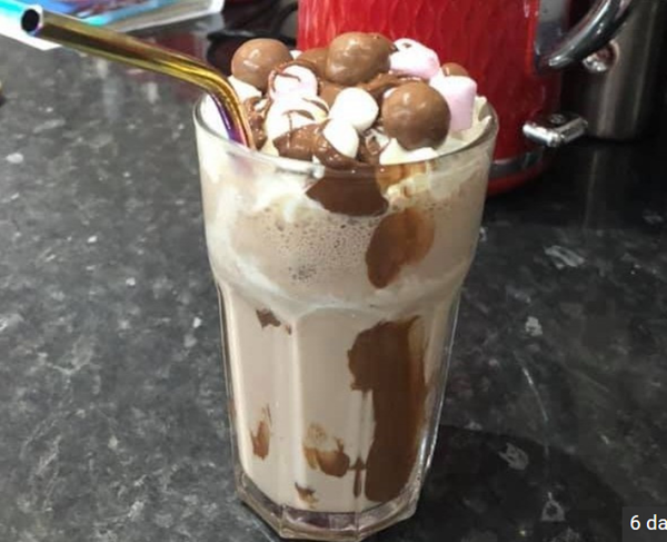 Làm sữa lắc Starbucks ngon tuyệt hảo trong chưa đầy 5 phút: Không gì dễ hơn! ảnh 2