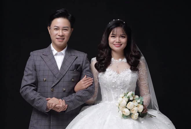 Showbiz 22/12: 'Bạn gái tin đồn' lên tiếng về nghi vấn hẹn hò Quang Hải ảnh 4