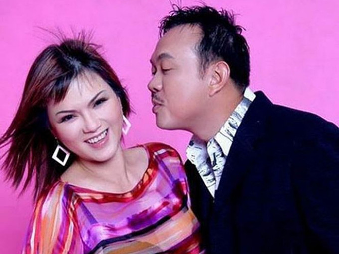 Ca sĩ tỷ phú Hà Phương chia sẻ kỷ niệm và thói quen Chí Tài dành tặng vợ mỗi lần đi show ảnh 1