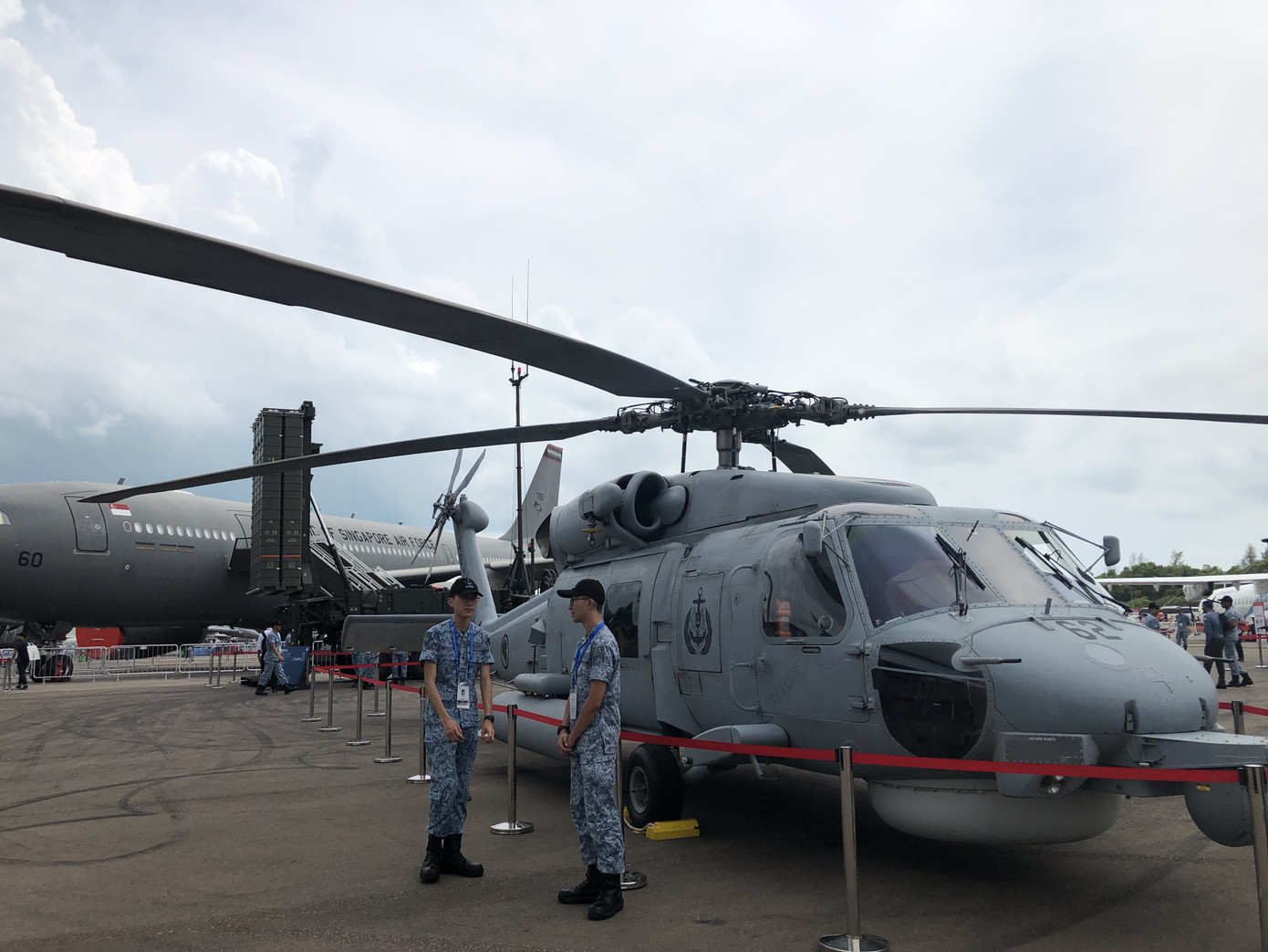 Những máy bay quân sự đình đám ở Singapore Airshow ảnh 12