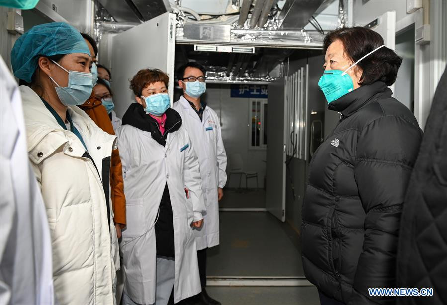 Trung Quốc dùng máy bay không người lái để chống dịch, phát triển test kit ảnh 3