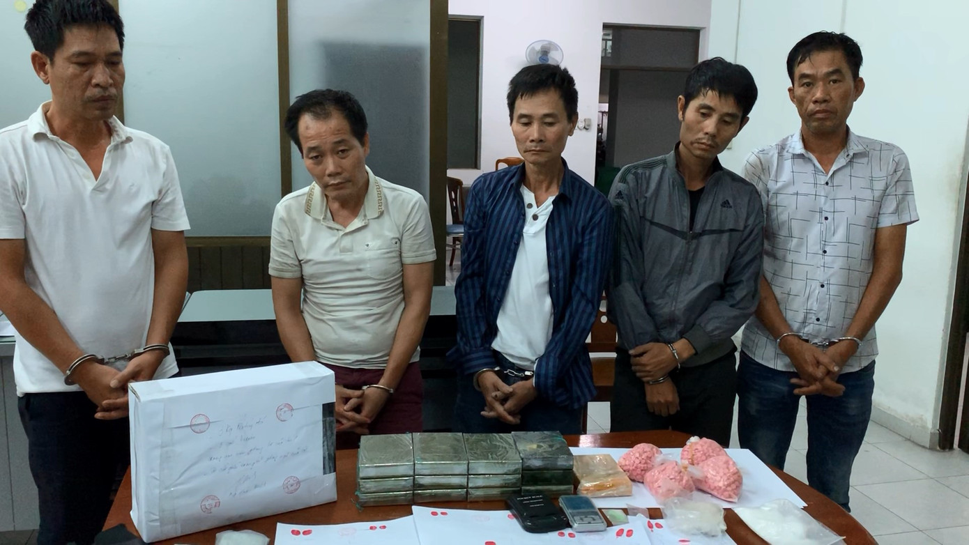 Triệt phá đường dây ma tuý ‘khủng’ sử dụng hàng nóng ở Sài Gòn ảnh 2