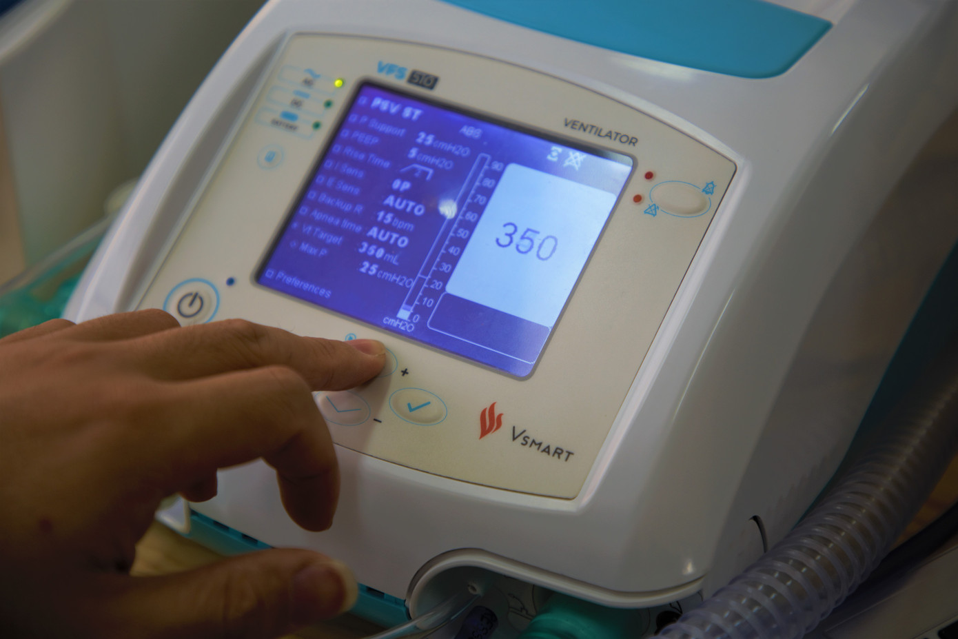 Tổng cục TCĐLCL hỗ trợ đo lường thử nghiệm thành công máy thở do Vingroup sản xuất ảnh 8