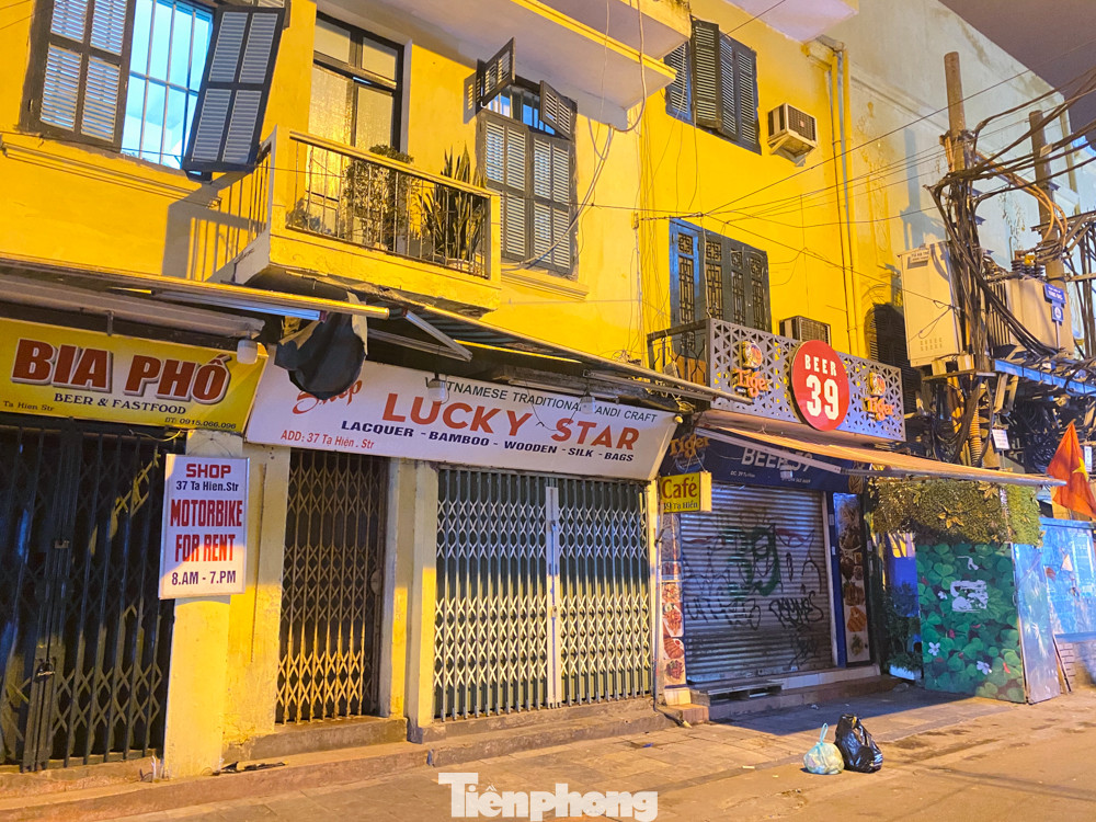 Sau giãn cách, phố Tây Tạ Hiện vẫn đìu hiu ảnh 11