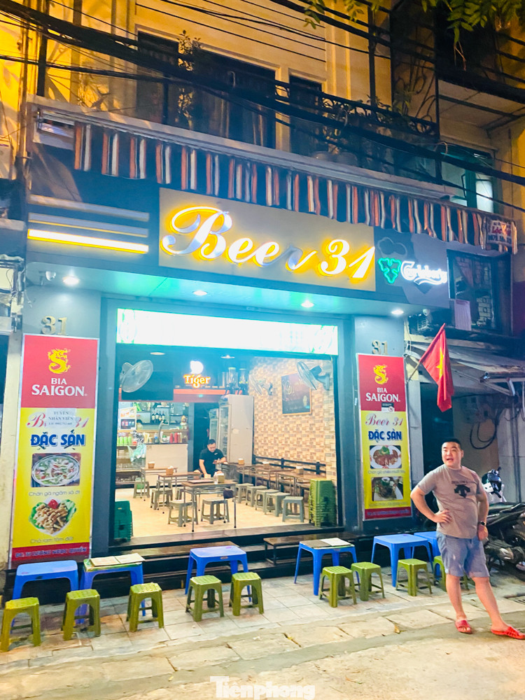 Sau giãn cách, phố Tây Tạ Hiện vẫn đìu hiu ảnh 10