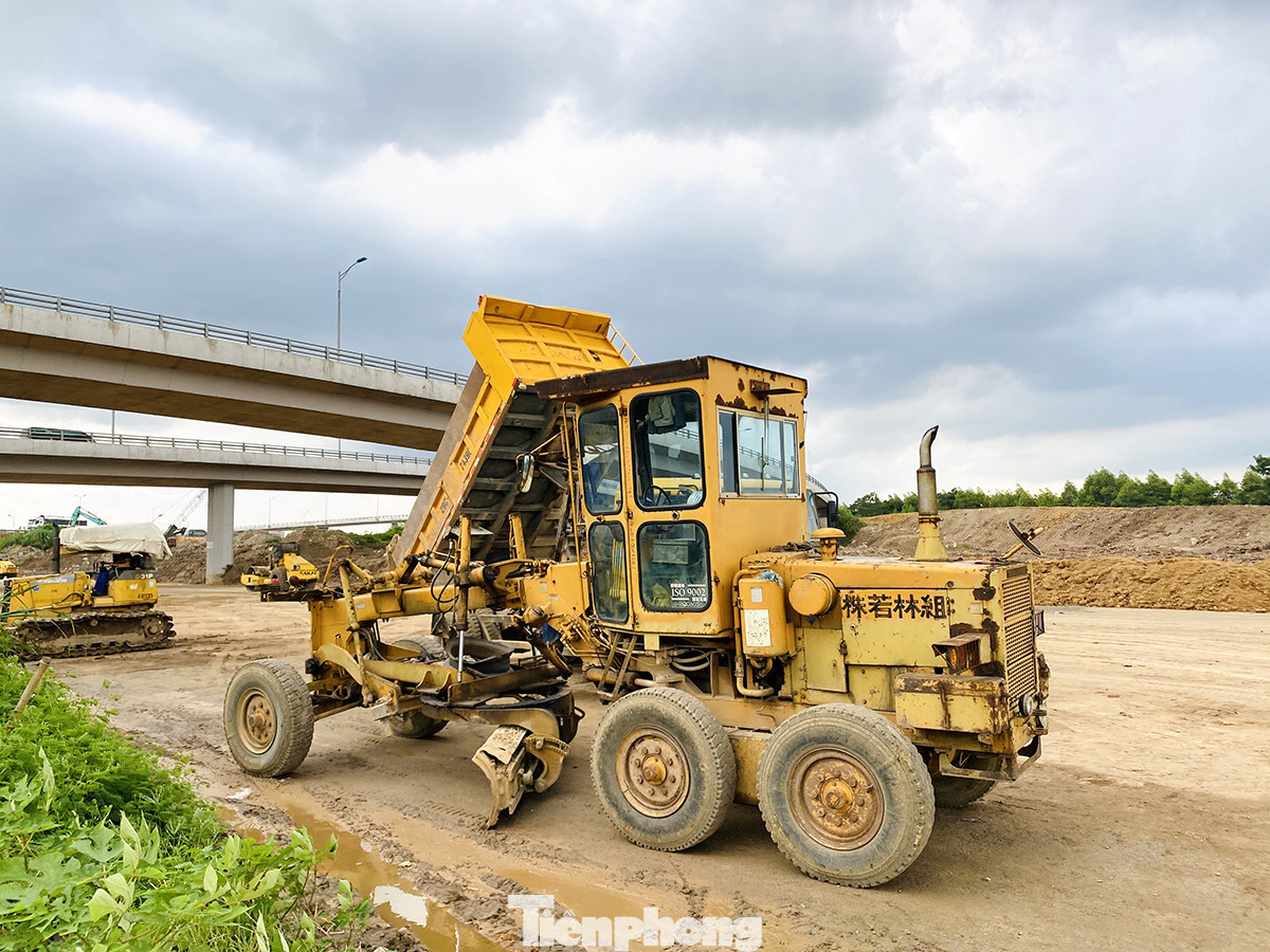 Toàn cảnh đại công trường 402 tỷ đồng nối vành đai 3 với cao tốc Hà Nội - Hải Phòng ảnh 6