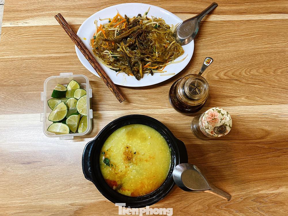 Đưa đồ ăn bằng máy bay độc lạ trong mùa dịch ở Hà Nội ảnh 6