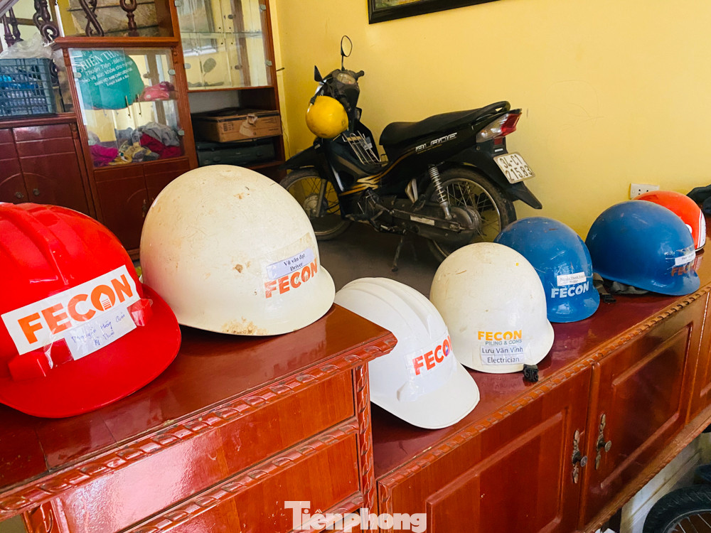 Bữa ăn trưa của công nhân xây dựng trong mùa dịch COVID-19 ảnh 8