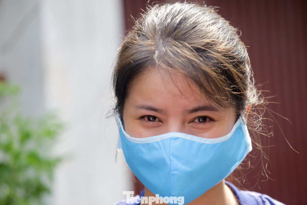 Cuộc sống của bệnh nhân 'xóm chạy thận' sau ngày dỡ chốt cách ly ảnh 9