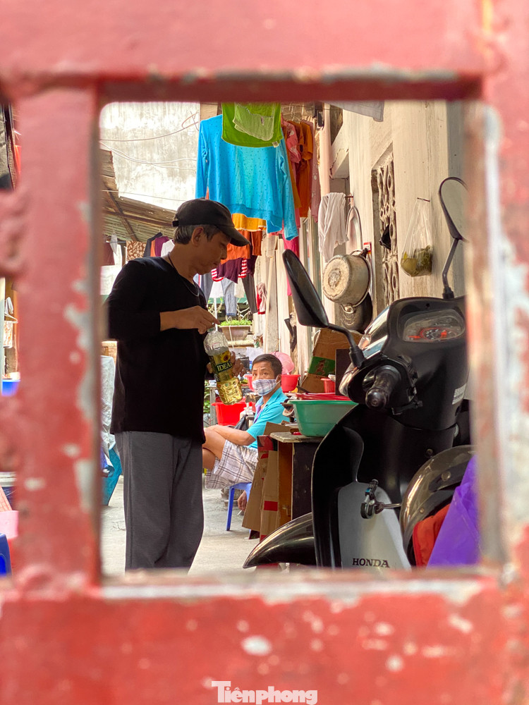 Cuộc sống của bệnh nhân 'xóm chạy thận' sau ngày dỡ chốt cách ly ảnh 5