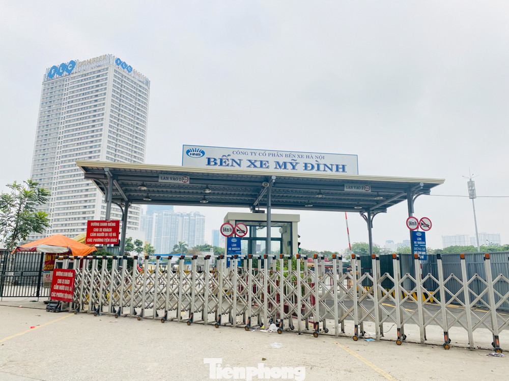 Bến xe Thủ đô vắng lặng trong ngày thực hiện Chỉ thị của Thủ tướng ảnh 8