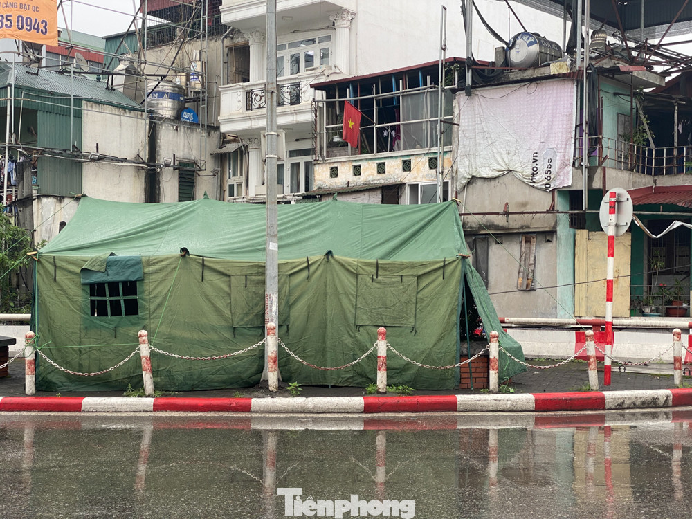 Các chốt giám sát COVID-19 cửa ngõ Thủ đô hoạt động ra sao? ảnh 10