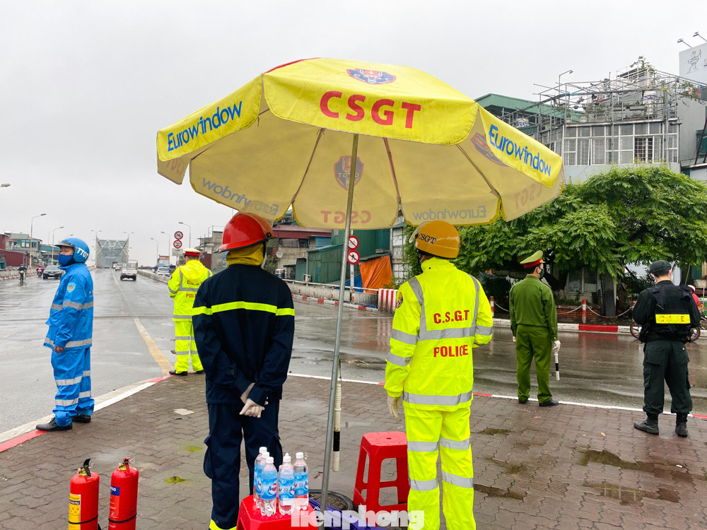 Các chốt giám sát COVID-19 cửa ngõ Thủ đô hoạt động ra sao? ảnh 14