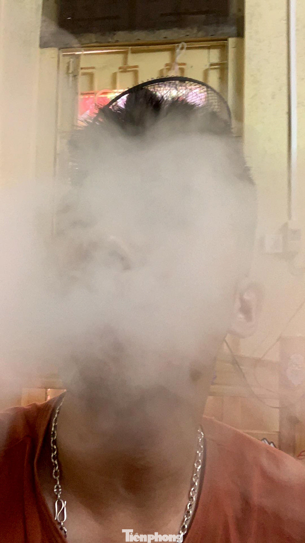 Thuốc lá điện tử 'tấn công' người trẻ ảnh 4