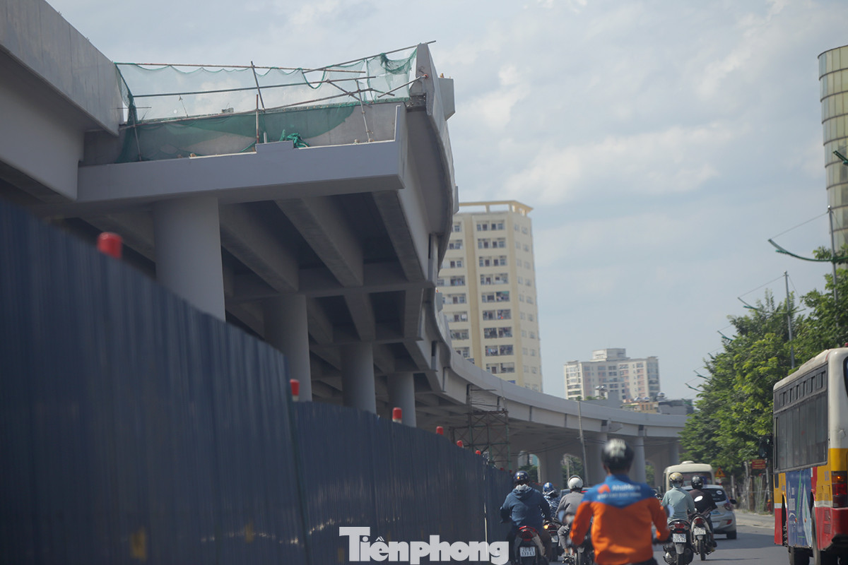 Gấp rút thi công cầu cạn nối vành đai 3 Hà Nội ảnh 16