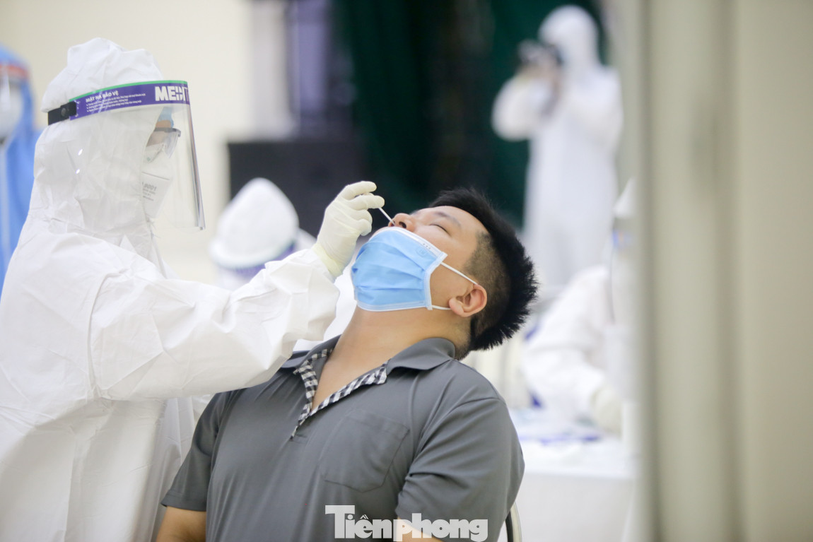 Hà Nội kêu gọi người dân trở về từ Đà Nẵng khẩn trương xét nghiệm PCR ảnh 11