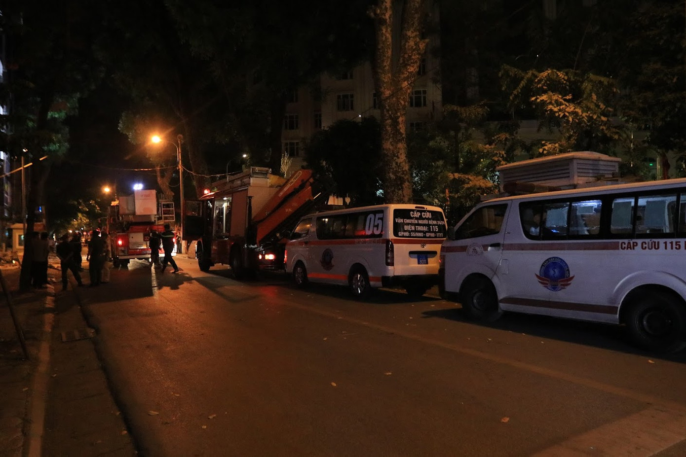 Hãi hùng hiện trường vụ sập giàn giáo ở Hà Nội khiến 3 người tử vong ảnh 3