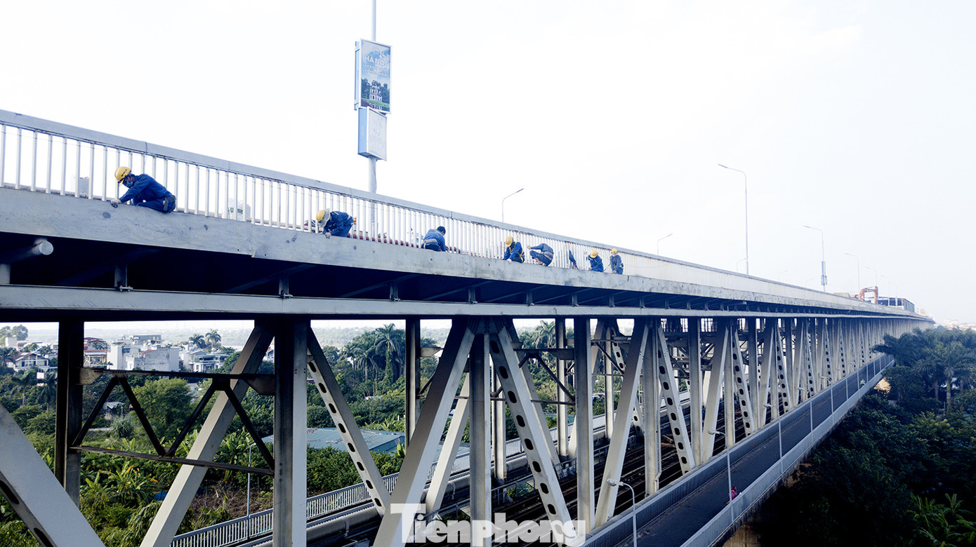 Mặt cầu Thăng Long đang được sửa ra sao? ảnh 6