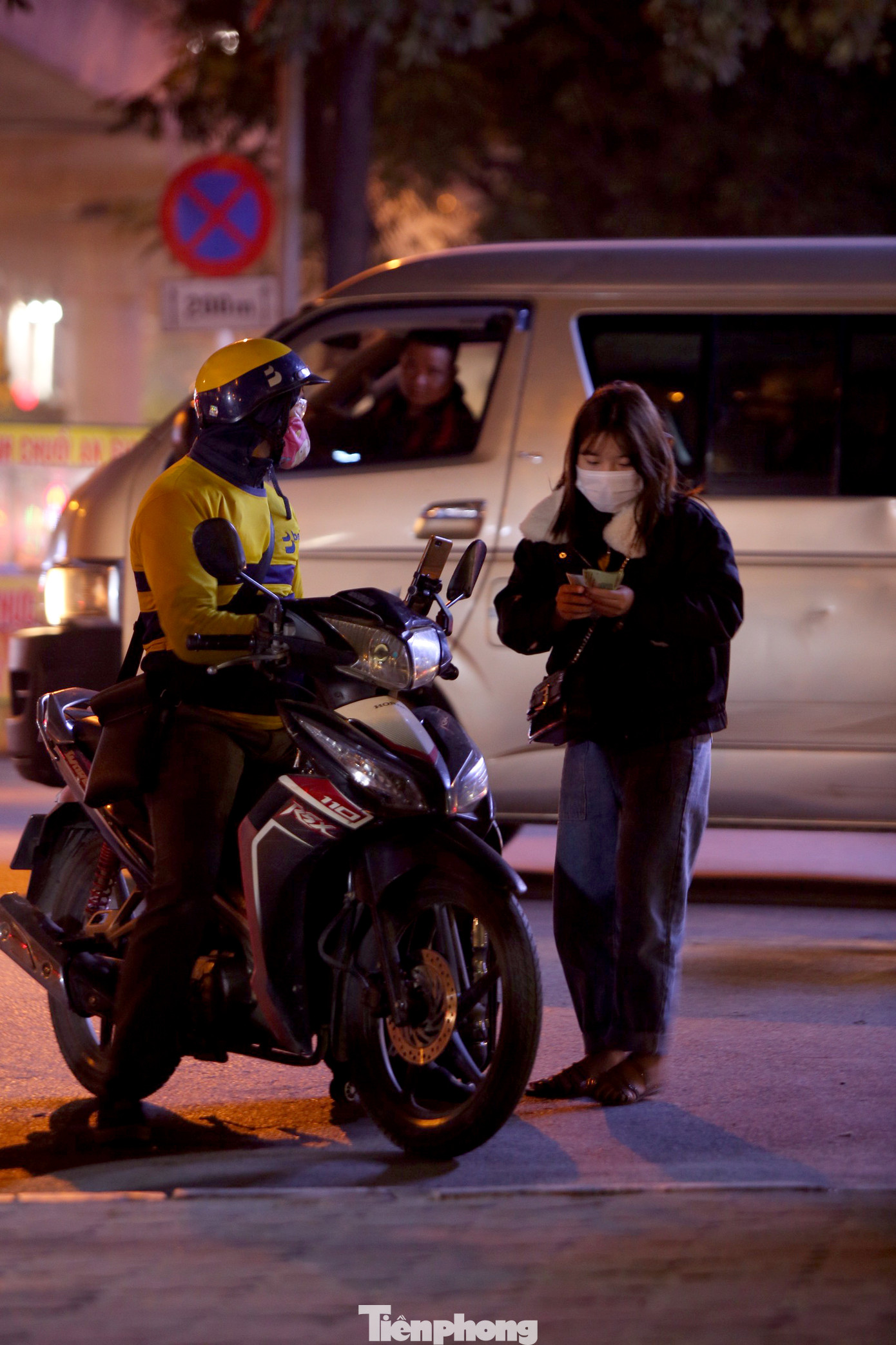 Lái xe công nghệ Hà Nội xoay xở mưu sinh trong thuế phí và giá lạnh ảnh 5