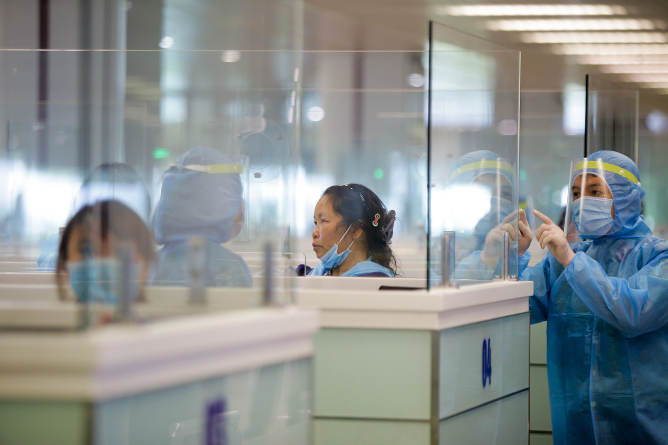 Chuyến bay quốc tế thường lệ được khôi phục như thế nào? ảnh 9