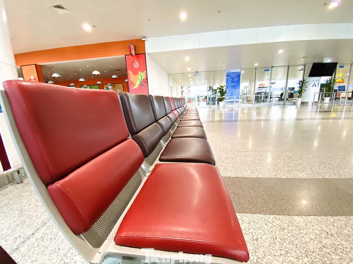 Sân bay Nội Bài sôi động trở lại sau kỳ nghỉ 'COVID -19' ảnh 13