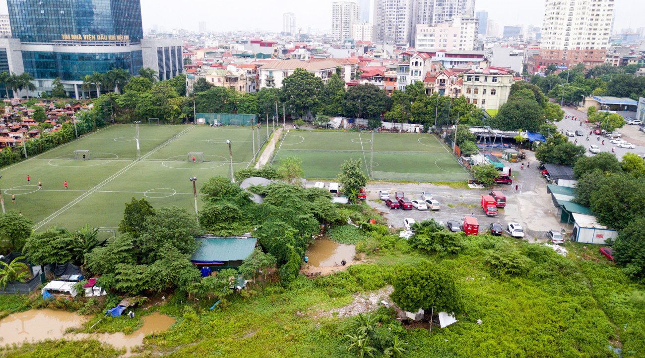 Cận cảnh công viên 'nghìn tỉ' đắp chiếu nhiều năm giữa Thủ đô ảnh 2