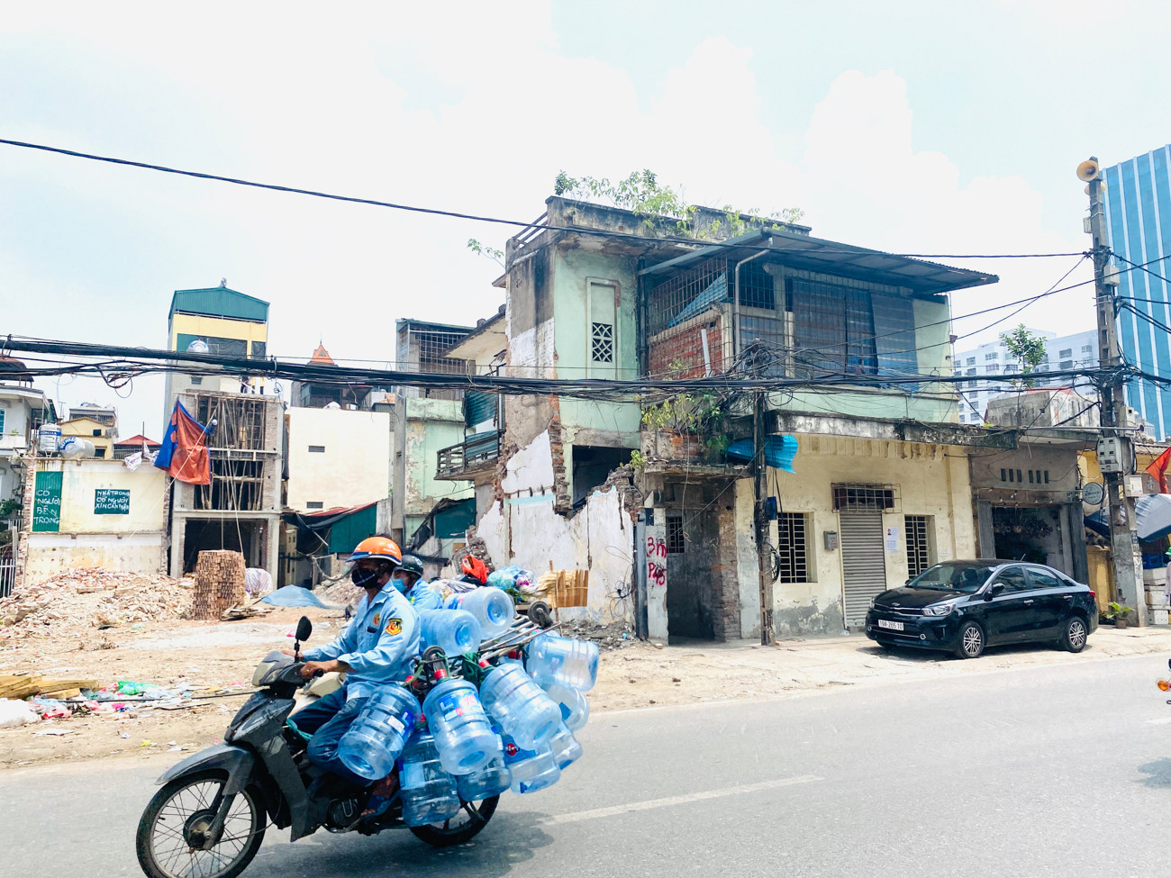 Diện mạo khác lạ của tuyến đường Minh Khai - Đại La sau khi giải phóng mặt bằng ảnh 5