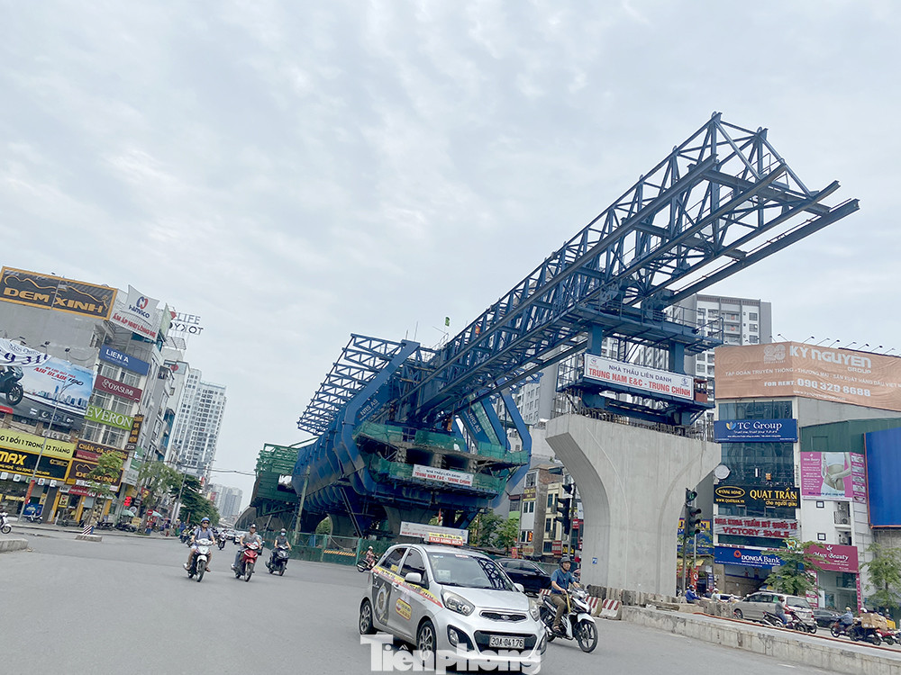 Cận cảnh tuyến đường vành đai 2 trị giá 9.400 tỷ sau 2 năm thi công ảnh 11