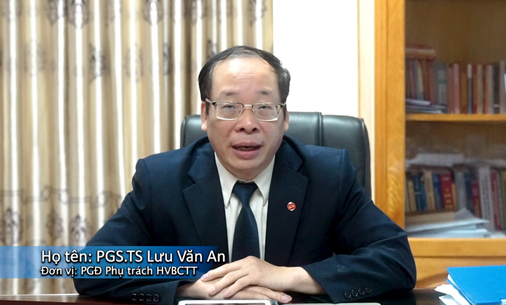 Giảng viên trường Báo thành ca sĩ trong MV ca nhạc 'AJC thời Cô Vy' ảnh 3