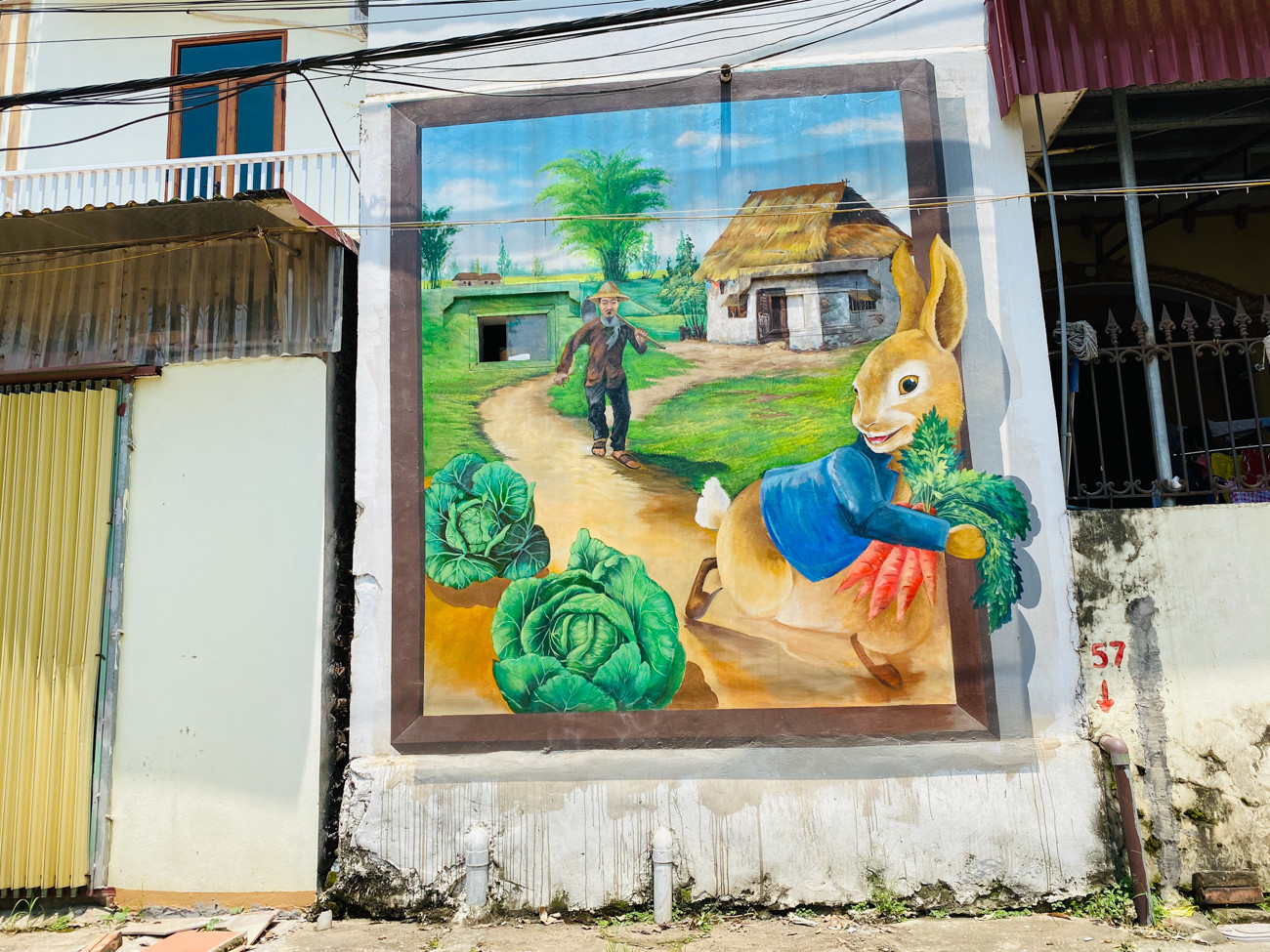 Cận cảnh những tác phẩm bích họa lớn nhất Thủ đô ảnh 11