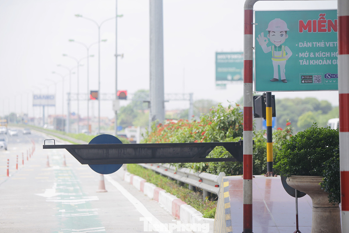 Nhìn gần cao tốc Pháp Vân - Cầu Giẽ ngày thu phí không dừng ảnh 8 Nhìn gần cao tốc Pháp Vân - Cầu Giẽ ngày thu phí không dừng ảnh 8