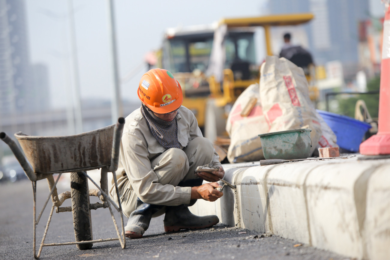 Cận cảnh đường vành đai 3 trên cao nối cầu Thăng Long - Mai Dịch sắp thông xe ảnh 5